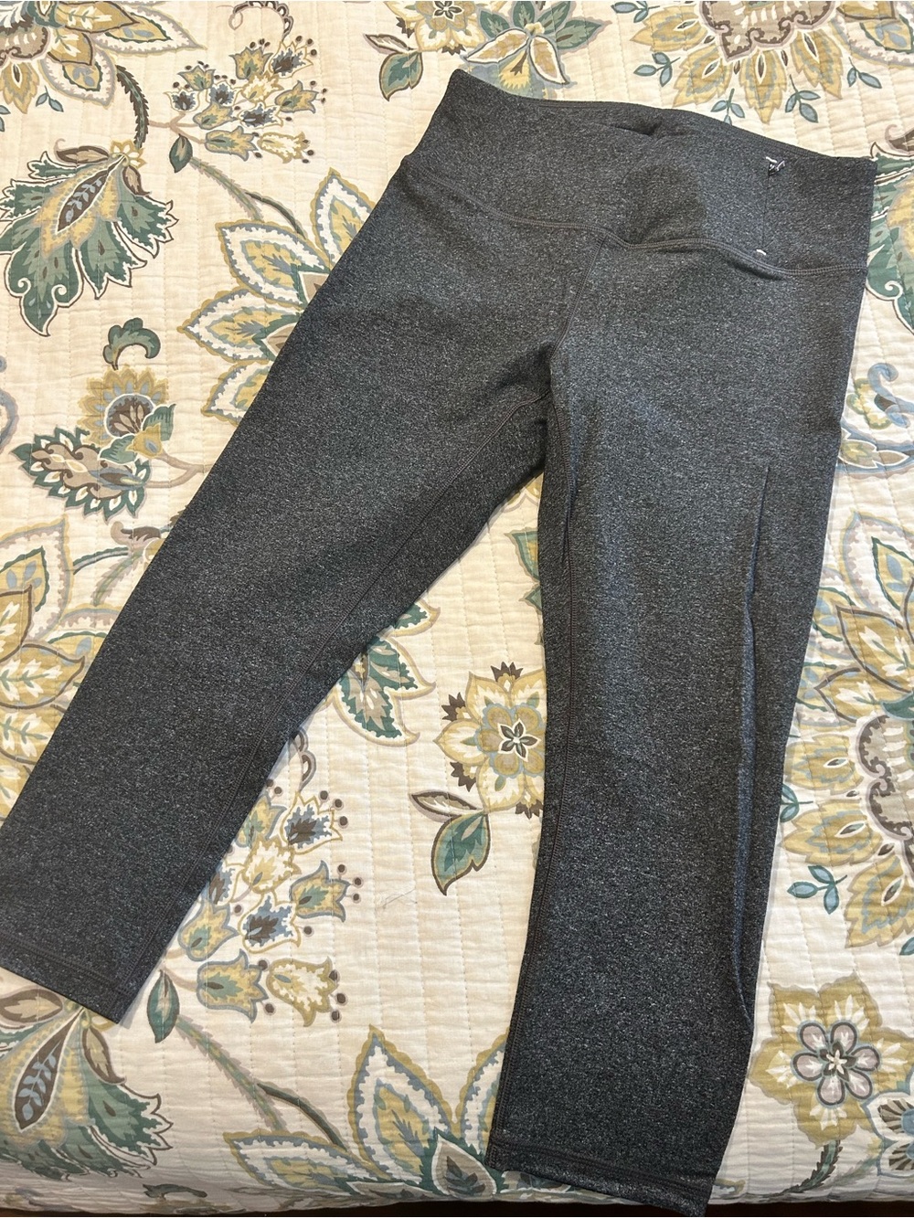 CALIA Capri Leggings